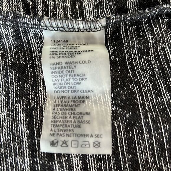 Black Tape black marled knit top with cut out back- size M - Picture 7 of 7